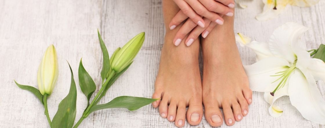 Come curare le unghie dei piedi gialle: le cause e i rimedi