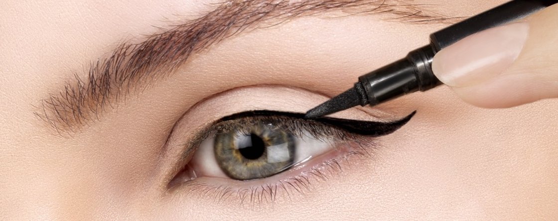 Eyeliner: quanti tipi ne esistono e quali sono le differenze