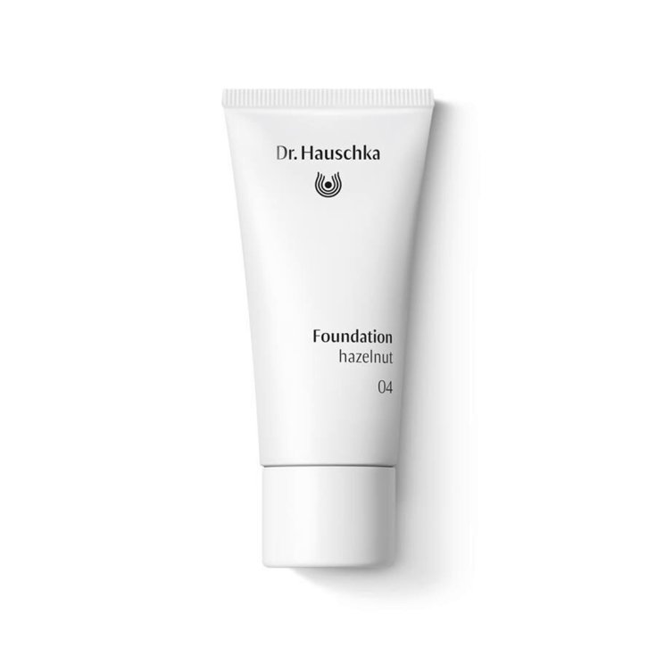 Dr. hauschka Foundation 04 Hazelnut 30 ml