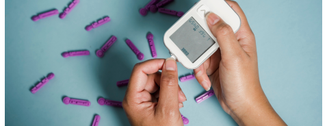 Come misurare la glicemia senza pungere il dito