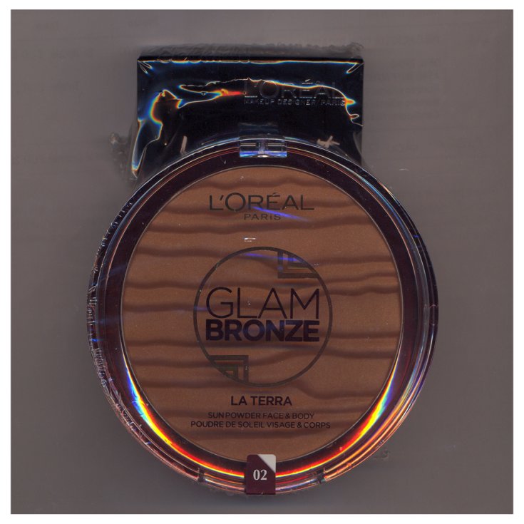 L Oreal Kit Glam Bronze n. 2 + Salviette da Borsetta Napkin