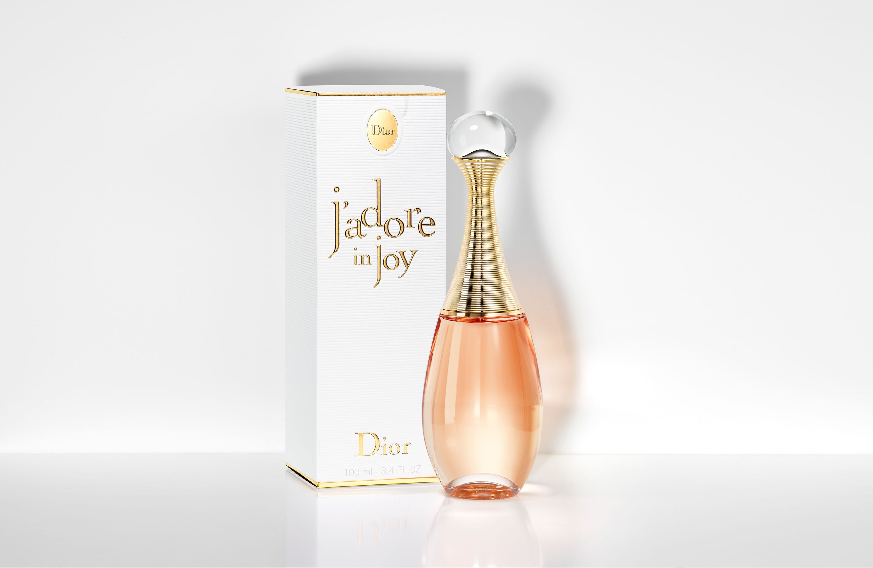 Dior j adore parfum. Духи Christian Dior Jadore. Туалетная вода Dior j adore. Christian Dior j'adore, 100 ml. Christian Dior j`adore in Joy 100 мл.